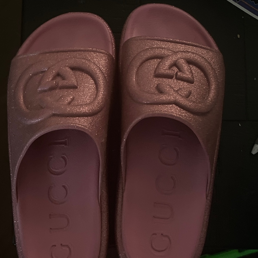 GUCCI SANDALS